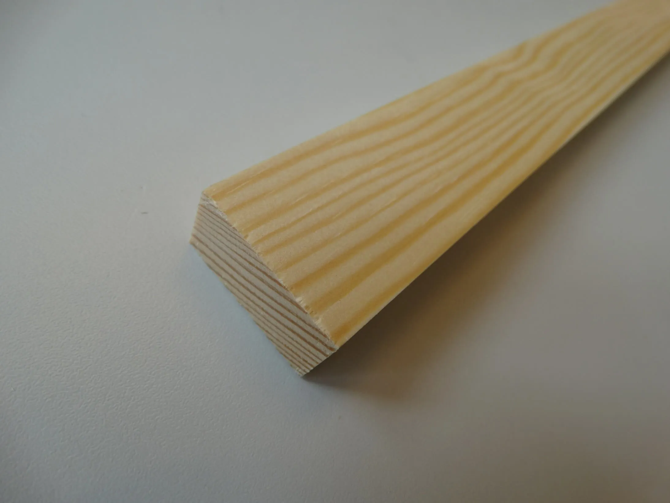 SB-Rechteckleiste Kiefer 14x94mm 2,40m