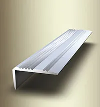 Winkelprofil PF225 Edelstahl gebohrt