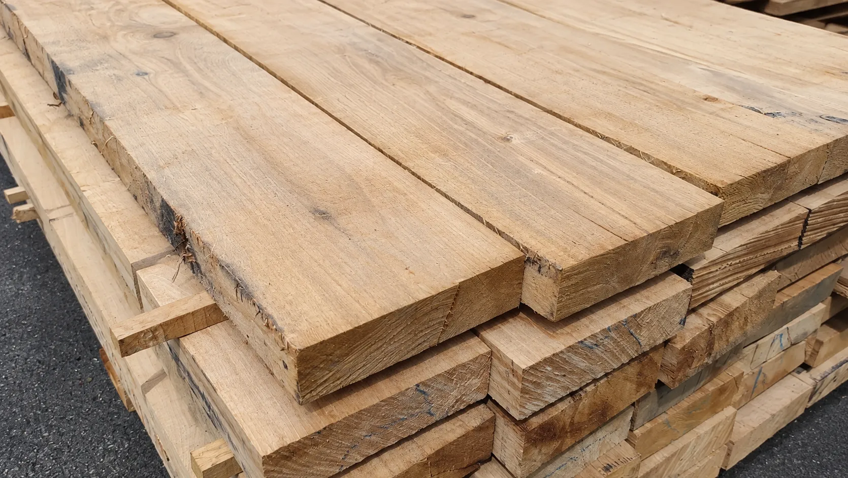 \\IKS-3450982346\Artikelbilder\bauschnittholzer\Eiche Bretter und Bohle\40x270.JPG