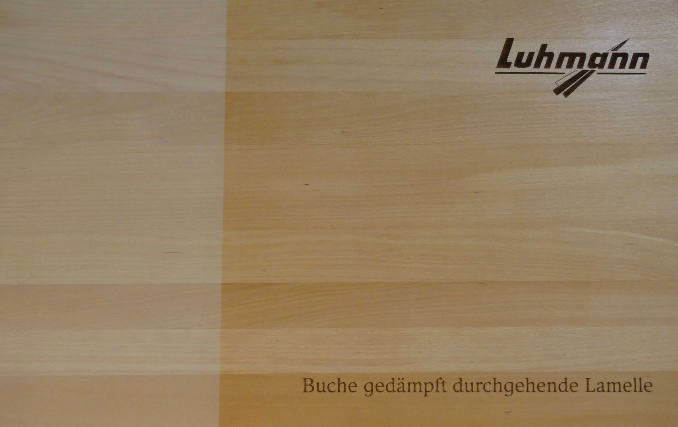 \\iks-3450982346\Artikelbilder\Selbstgemachte Fotos\Plattenwerkstoffe\leimh&ouml;lzer\buche ged&auml;mpft durchgehende lamelle.JPG