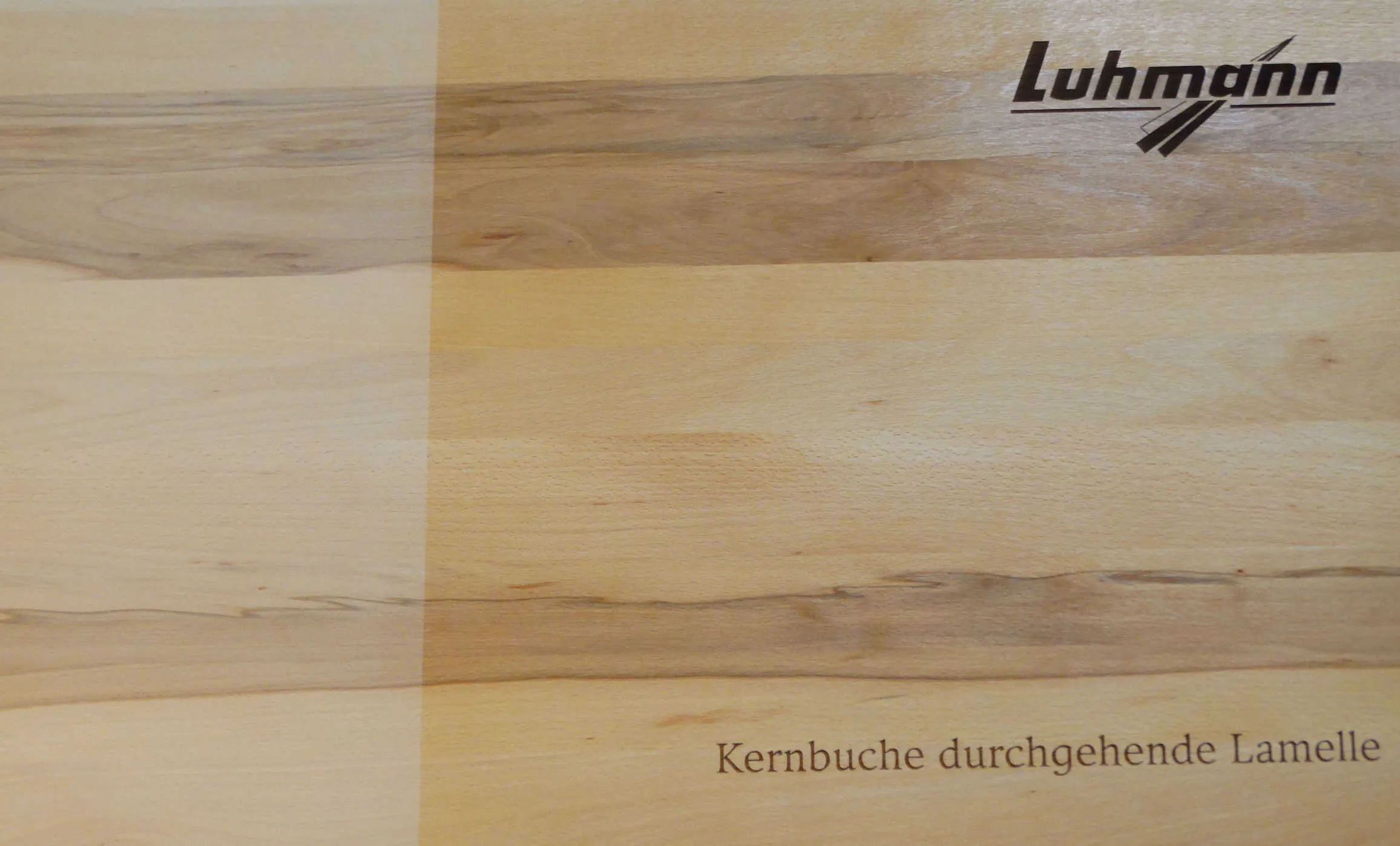 \\IKS-3450982346\Artikelbilder\Selbstgemachte Fotos\Plattenwerkstoffe\leimh&ouml;lzer\kernbuche durchgehende lamelle.JPG