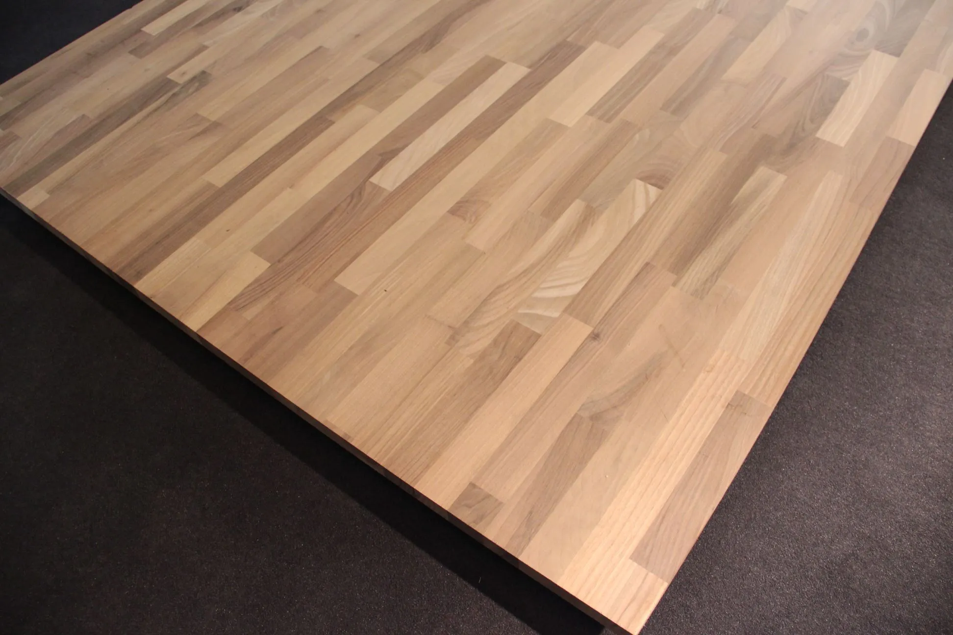 Leimholzplatte Nussbaum 19mm 2500x1250mm