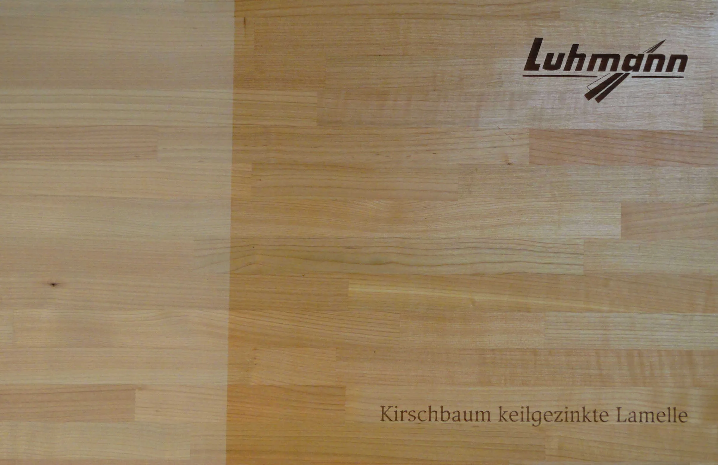 \\iks-3450982346\Artikelbilder\Selbstgemachte Fotos\Plattenwerkstoffe\leimh&ouml;lzer\kirschbaum keilgezinkt.JPG