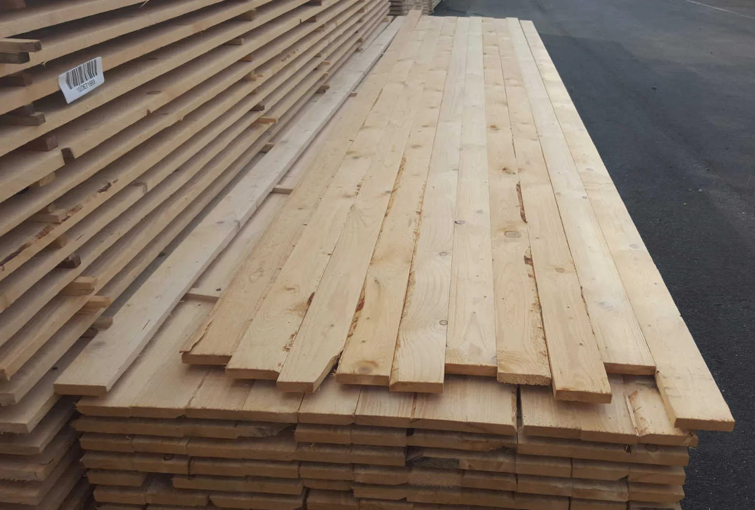 bes&auml;umte Fichtenbretter 24 x 100 mm